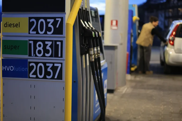 Carte de France des stations essence : découvrez où acheter le carburant le moins cher