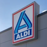Aldi : un produit à moins de 6 euros pour lutter contre les mauvaises herbes au jardin