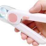 Coupe Ongle Chien Chat, Professionnel Coupe Griffes pour Animaux de Compagnie, avec des Lumières LED et Protection Contre Les éclaboussures, pour Les Animaux De Petite et Moyenne (Rose)