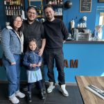 Un jeune Mexicain en situation précaire reçoit le soutien de son patron à Ouistreham