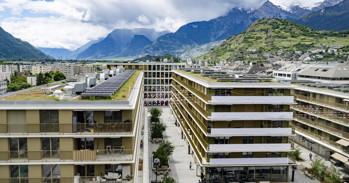 À Sion, le quartier Cour de Gare rencontre des difficultés selon des commerçants locaux.