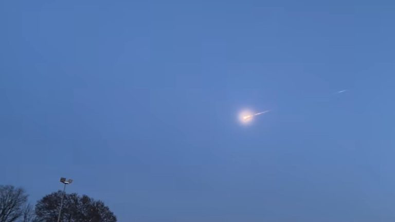 Boule de feu observée en Belgique : des fragments de météorite découverts en Allemagne