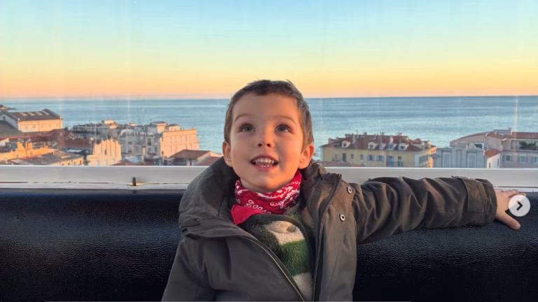 Macron mobilise pour Elio, 4 ans, en attente d'un don de moelle osseuse