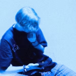 Ados et smartphones : l'importance du contrôle parental face aux défis numériques