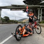 Un voyageur parcourt 40 000 km à vélo à main à travers 27 pays pour une cause