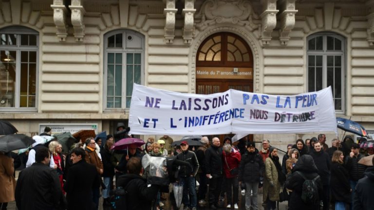 "Ne laissons pas la peur nous détruire" : une nouvelle marche citoyenne organisée à Lyon après l’agression de Théo