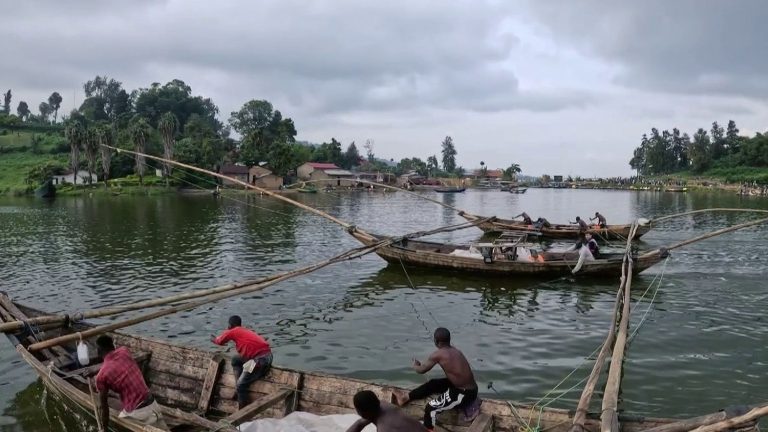Les pêcheurs du lac Kivu au Rwanda préservent une tradition ancestrale