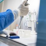 Le gouvernement japonais approuve un traitement préventif contre le Covid