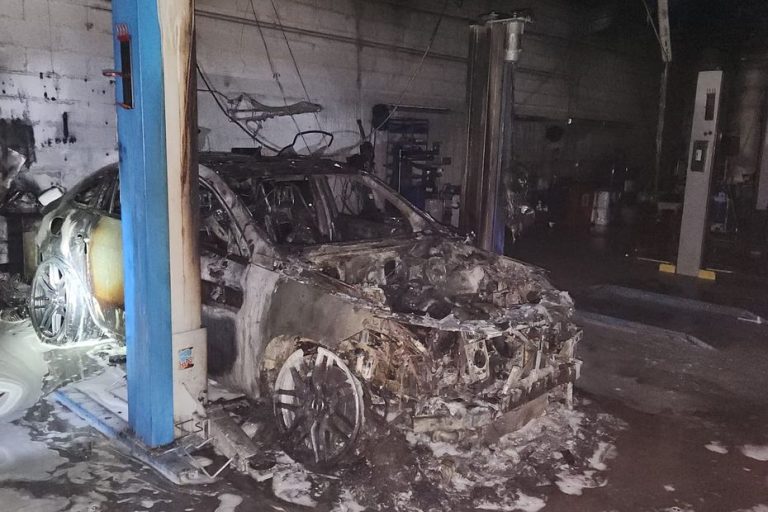 Incendie dans une concession automobile : l'intervention rapide des pompiers évite l'embrasement total