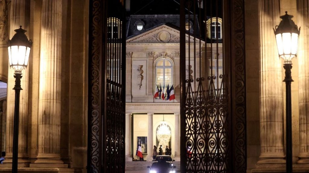 Présidentielle 2027 : la désignation d'un candidat commun pour la droite et le centre en question