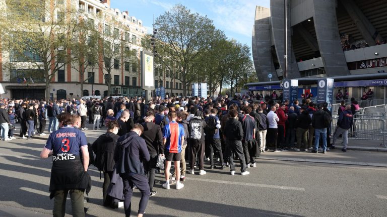 Les deux frères vendaient sur TikTok des faux billets pour les matchs du PSG, 2 000 victimes recensées