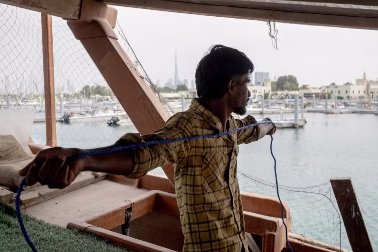 Aux Émirats arabes unis, les pêcheurs touchés par la guerre en Iran