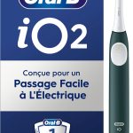 Oral-B iO 2 Brosse A Dents Electrique Vert Forêt Pour Adultes, 3 Modes De Nettoyage, Doux Pour Les Gencives, Brossage Souple, Accessoires, Brossette Oral B De Rechange, Chargeur