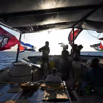 Bateaux d'aide humanitaire vers Cuba localisés, équipages en sécurité selon les organisateurs