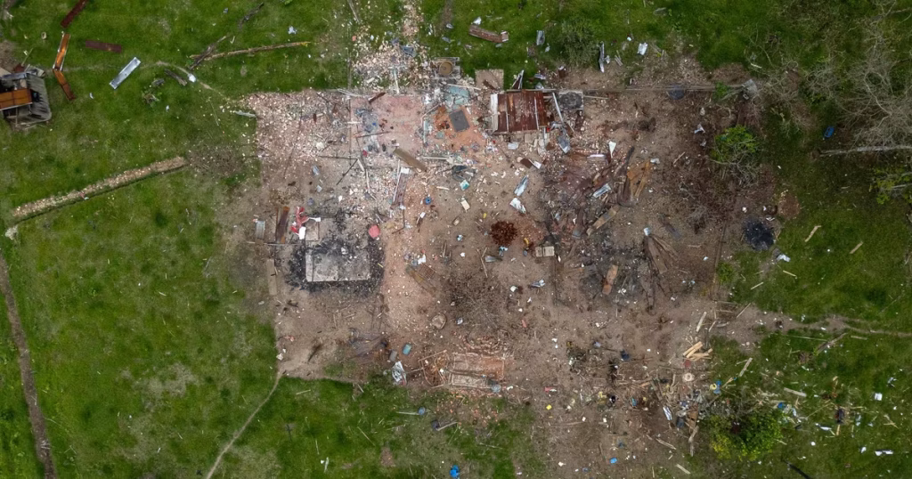 L'Équateur et les États-Unis bombardent par erreur une ferme en Colombie