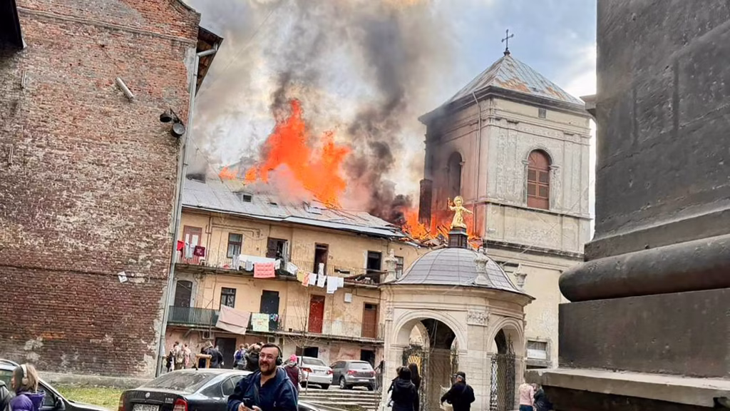 La Russie tire 1 000 drones en 24 heures sur l'Ukraine, un site classé à l'UNESCO endommagé