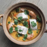 Recette de moqueca de bar et langoustines : un voyage culinaire au Brésil