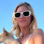 À 40 ans, cette actrice américaine attire l'attention au bord de la piscine