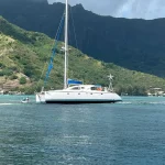 [MAJ] Catamaran échoué à Moorea : quatre personnes évacuées, aucune pollution constatée à ce stade