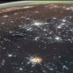 Des astronautes filment en direct une attaque russe sur Kiev depuis l'espace.