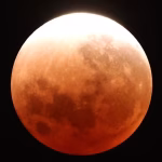 « Éclipse totale : les images saisissantes de la « Lune de sang » »