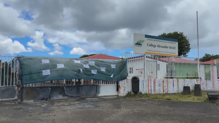 Appel à la grève dans l'Education nationale : plusieurs écoles fermées ce mardi en Guadeloupe