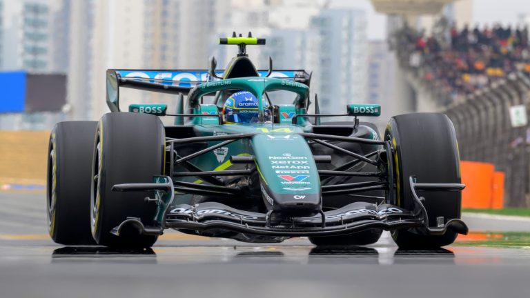 F1 : Alonso évoque des vibrations extrêmes dans sa voiture, impact potentiel sur sa santé.