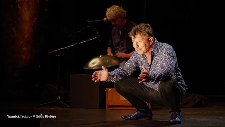 Plus de 16 villages dans les Landes où le festival "Chantons sous les pins" se balade pendant 5 jours avec des soirées en salles des fêtes ou cafés-musiques