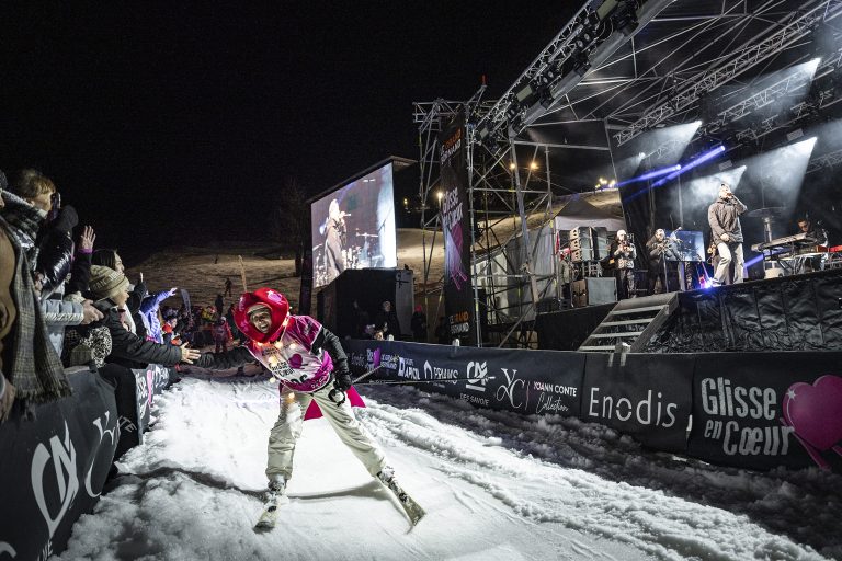 Glisse en Cœur 2026 : le ski au Grand-Bornand comme vecteur de solidarité