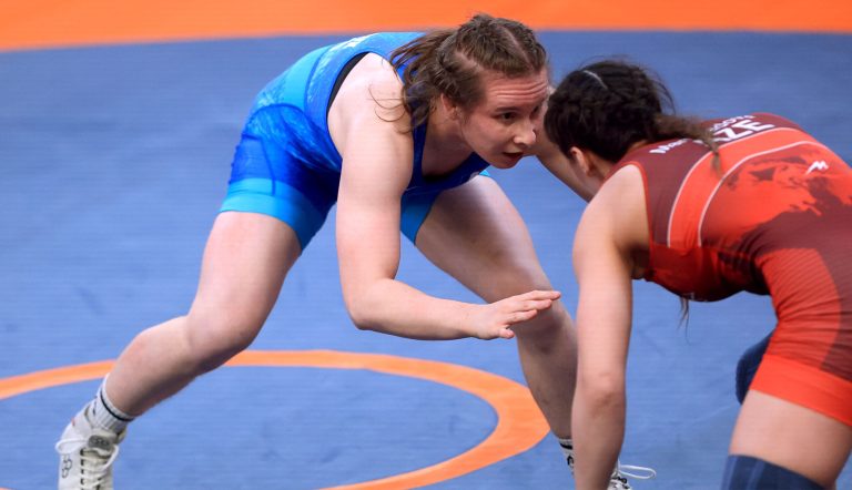 Lutte : les jeunes lutteuses françaises se rassemblent à Mulhouse pour l'avenir