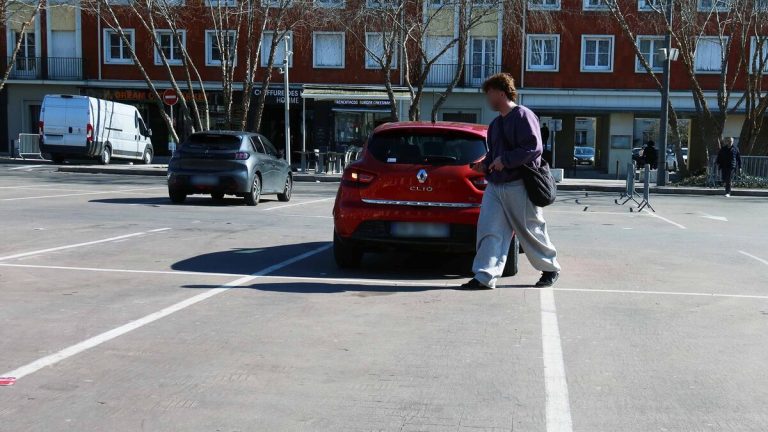 À Beauvais, une application pour «guider l’automobiliste vers une place» de stationnement