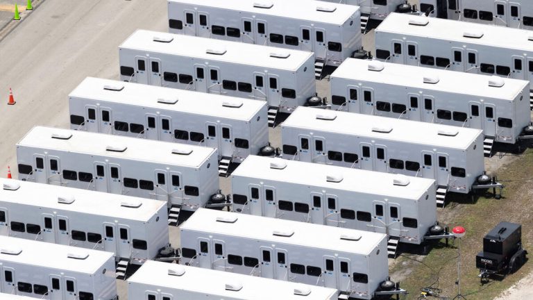 États-Unis : un Mexicain de 19 ans décède dans un centre de détention de l'ICE, enquête demandée