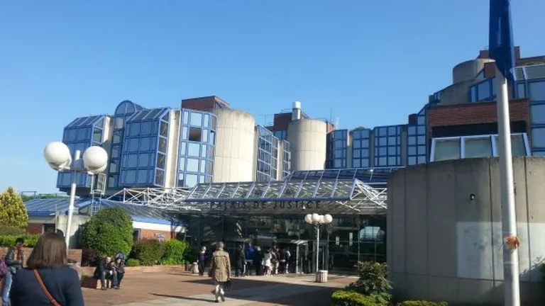 102 kg de cocaïne dans ses bagages : l'ex-footballeur Jean-Manuel Nedra condamné à 5 ans de prison