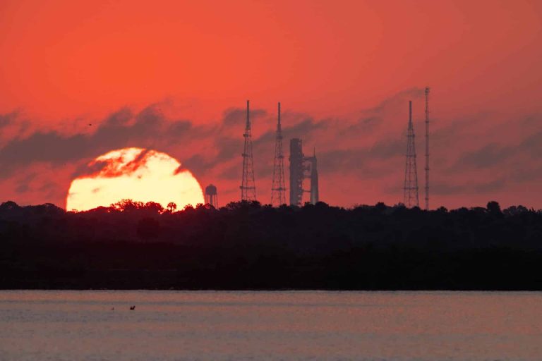 Les quatre astronautes d'Artemis II commencent leur ultime préparation en totale isolation