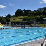 Le Conseil municipal de Porrentruy envisage de nouvelles restrictions d'accès à la piscine