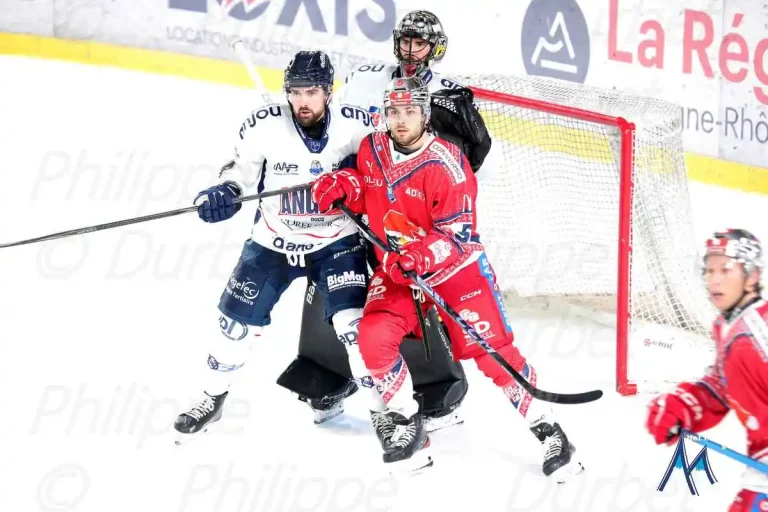 Les Brûleurs de Loups affrontent leur adversaire en demi-finale - Metro-Sports