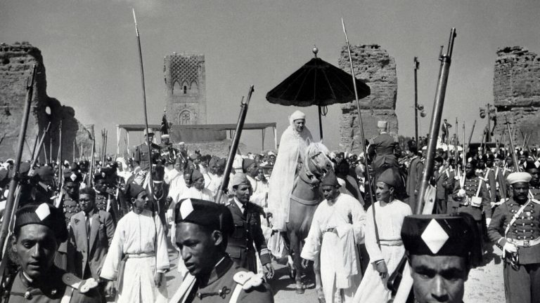 Carrefour du Maghreb : Tunisie et Maroc, les voies vers l'indépendance