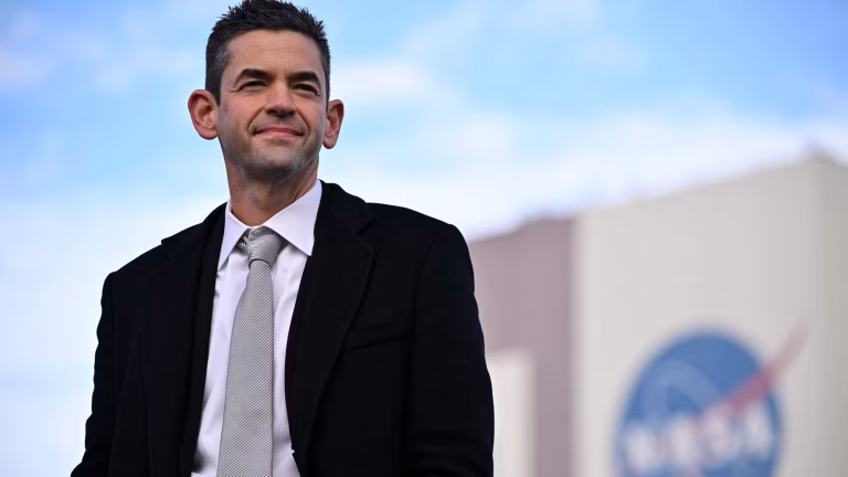 « Make Pluto great again » : le débat inattendu qui resurgit aux États-Unis