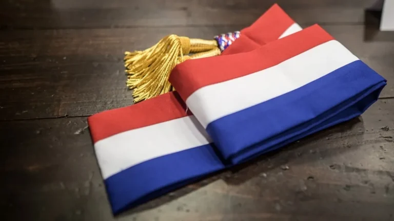 Municipales 2026 : novices, expérimentés et vétérans en lice pour le scrutin