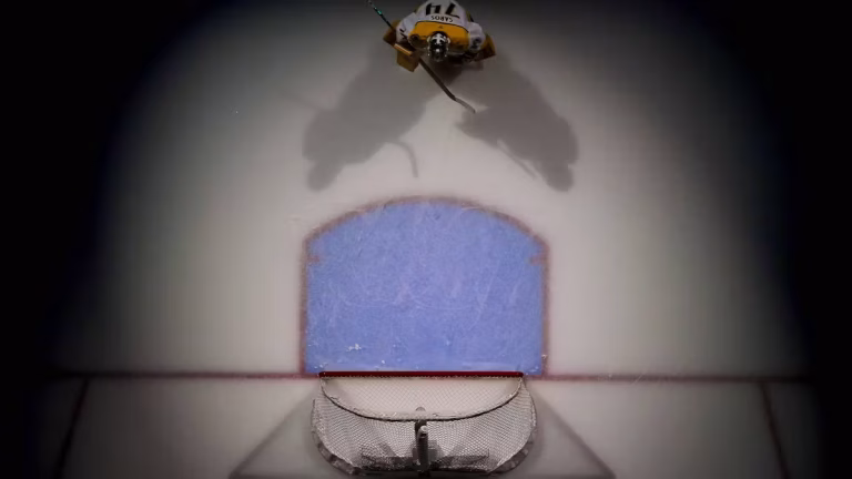 NHL : Nashville maintient la pression dans la course aux playoffs