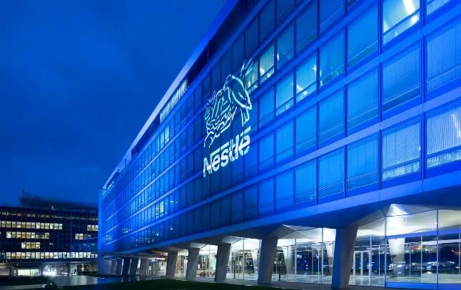 Procès contre Nestlé Waters pour pollution microplastique liée à des décharges illégales