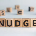 Nudges et marketing social systémique : de l'action individuelle au changement collectif