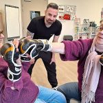 « Un cours de MMA surprend des retraitées dans une résidence seniors »