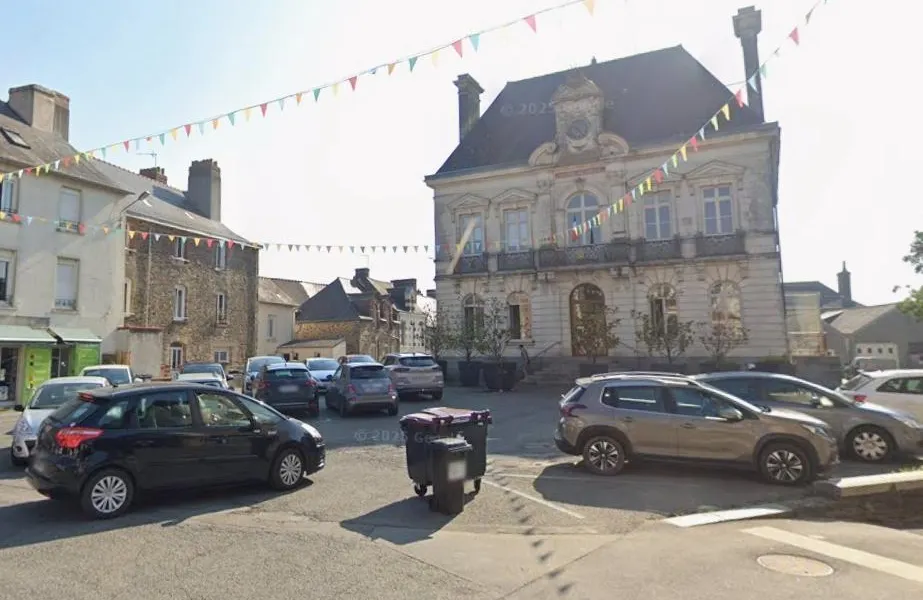 « À Janzé, un homme brise les vitres de voitures en raison d'une addiction »