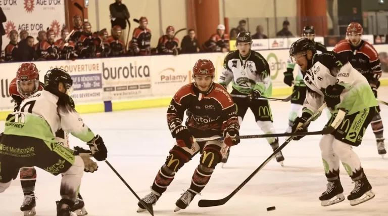 Hockey sur glace D1 : les Dogs de Cholet obtiennent un match nul contre Épinal