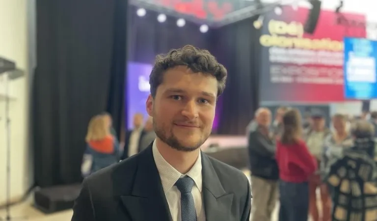 Un ancien Caennais récompensé au concours de plaidoiries des élèves avocats au Mémorial