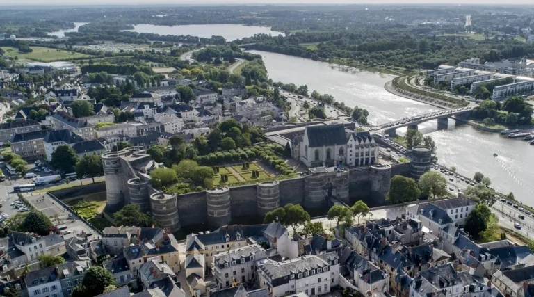 Lutte contre le narcotrafic : le préfet de Maine-et-Loire a rencontré les bailleurs sociaux