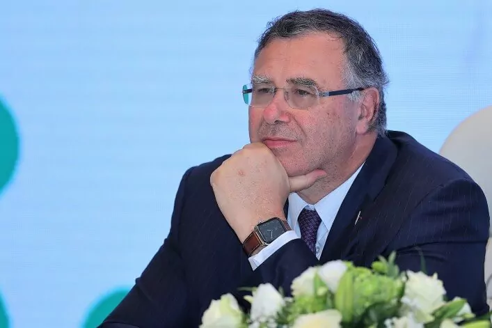 TotalEnergies abandonne ses objectifs de neutralité carbone et le Scope 3 - Novethic