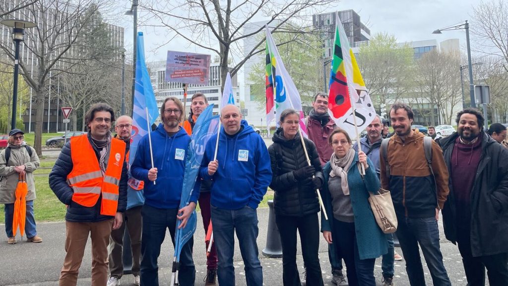 175 fermetures de classes dans les Yvelines, les enseignants protestent