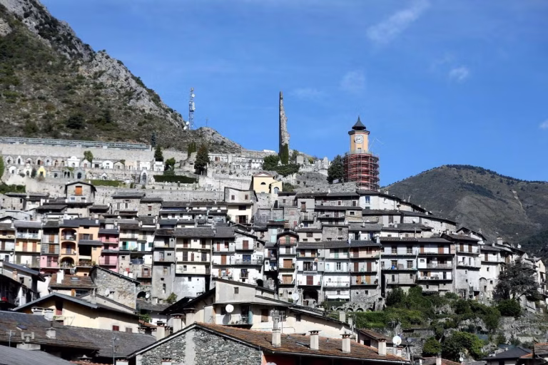 Un grand soleil et un réveil glacial : la météo de ce mardi dans les Alpes-Maritimes